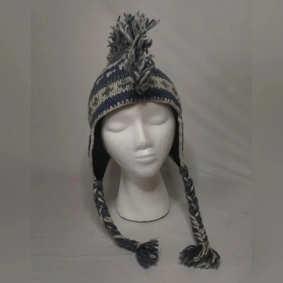 Handmade Wool Mohawk Hat, Made in Nepal - Picture 2 of 3